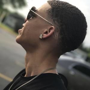 Meet your Posher, Elijah